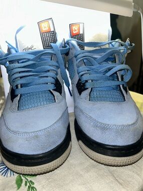 Jordan Light Blue and Gray Suede Retro University Sneakers size 10 AUTHENTICATED